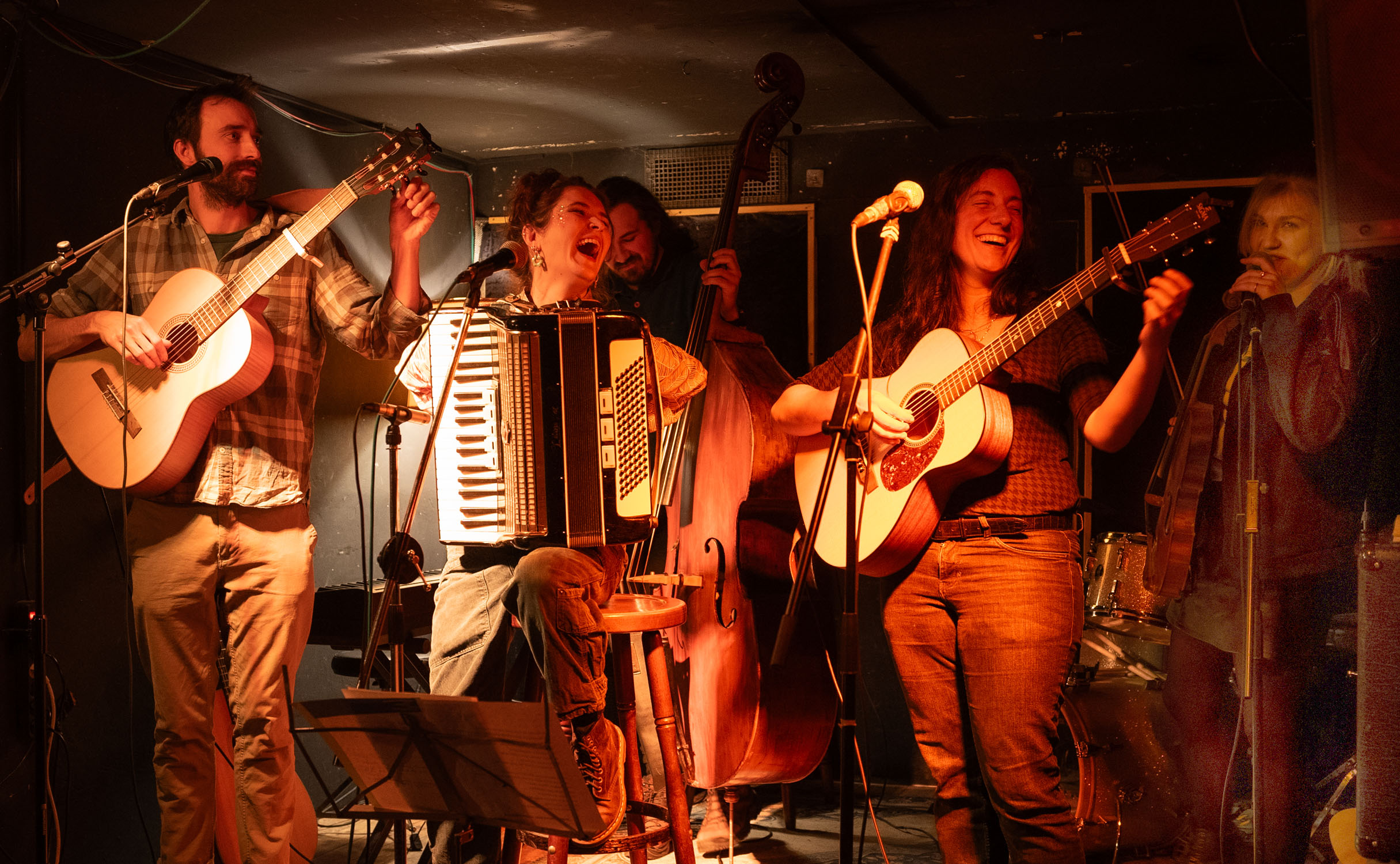 You are currently viewing Oak Bell @ Jazzlights